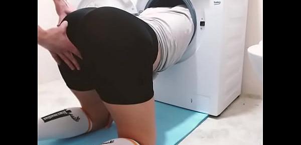  Stepsister got stuck in the washing machine. Homemade video!